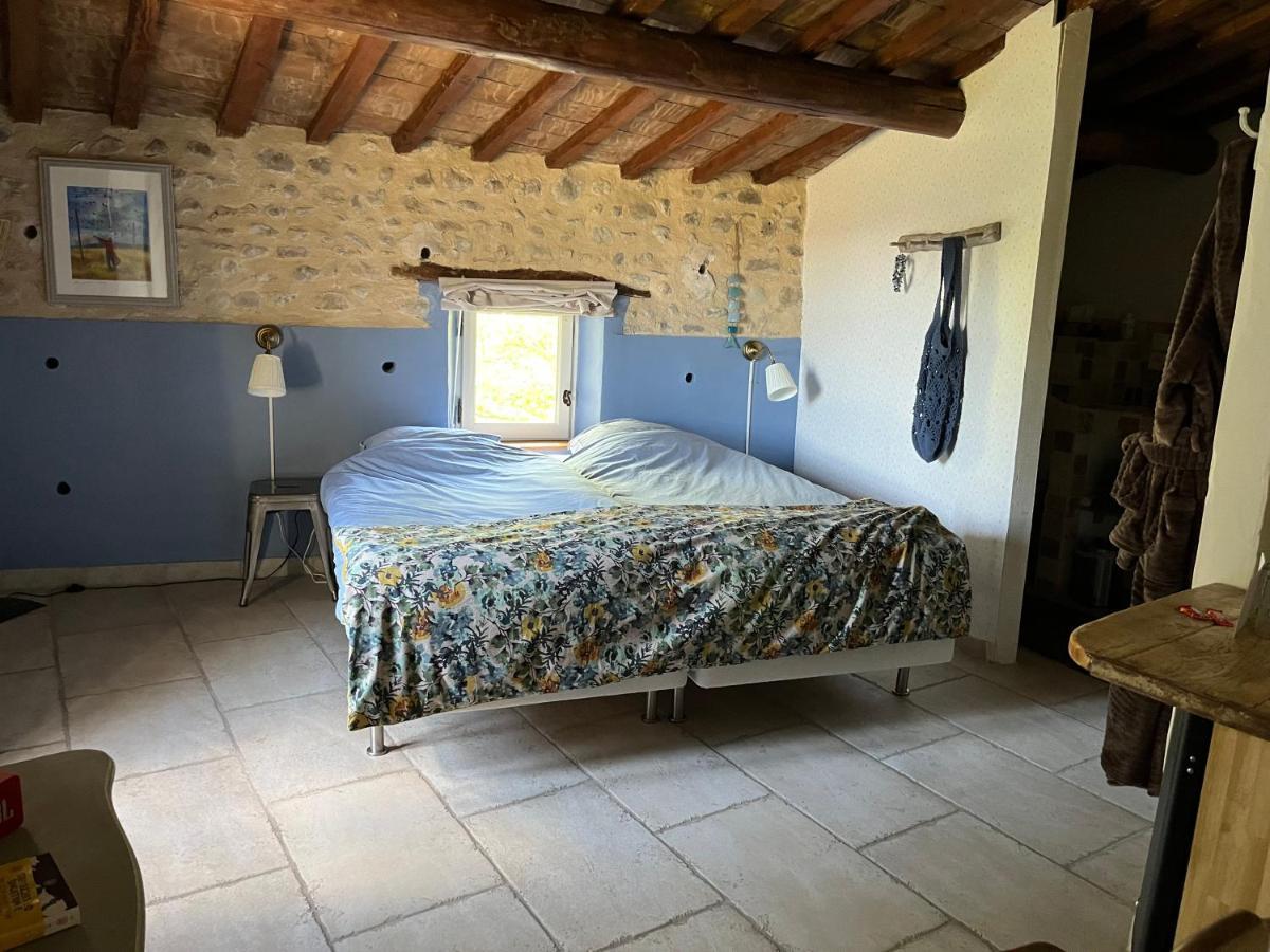 Crestet Mas Lou Parpaioun B&B 외부 사진